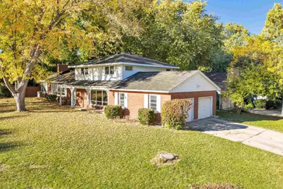 401 Simonet Street, Green Bay, WI 54301 - Photo 1
