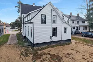 331 S Main St, Shawano, WI 54166 - Photo 2