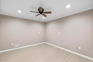 N2142 Schacht Rd, Marinette, WI 54143 - Photo 32