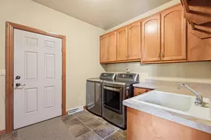 1625 Symphony Heights, Green Bay, WI 54311 - Photo 16