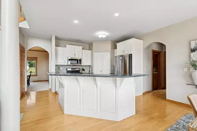 1625 Symphony Heights, Green Bay, WI 54311 - Photo 12