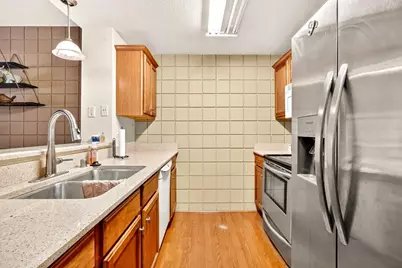 400 N Richmond Street #332, Appleton, WI 54911 - Photo 8