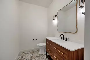 110 Beckerae Ct, Wrightstown, WI 54180 - Photo 8