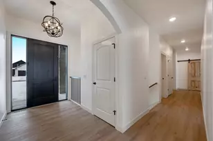 110 Beckerae Ct, Wrightstown, WI 54180 - Photo 6