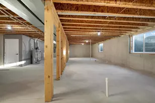 713 Royal Saint Pats Dr, Wrightstown, WI 54180 - Photo 22