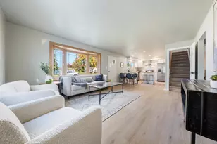 140 W Cecil St, Neenah, WI 54956 - Photo 12