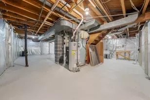 140 W Cecil St, Neenah, WI 54956 - Photo 26