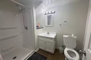 1015 E Walnut St, Green Bay, WI 54301 - Photo 12