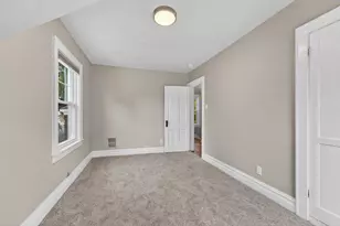 183 E McWilliams St, Fond du Lac, WI 54935 - Photo 18