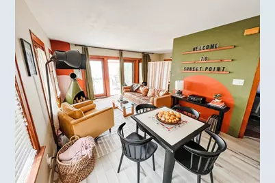 2927 Sunset Point Lane, Oshkosh, WI 54904 - Photo 10