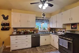 157 N Clinton Ave, Clintonville, WI 54929 - Photo 12