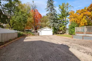 2534 S Webster Ave, Green Bay, WI 54301 - Photo 46