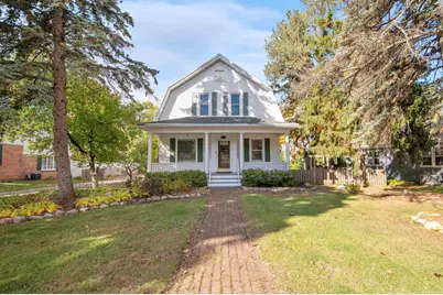 2534 S Webster Avenue, Green Bay, WI 54301 - Photo 1