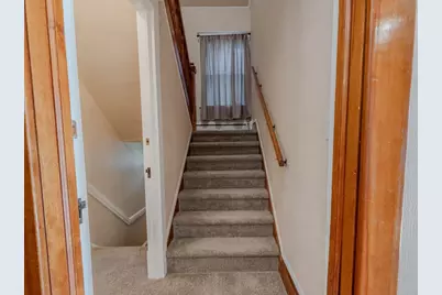 326 W 19th Avenue, Oshkosh, WI 54902 - Photo 10