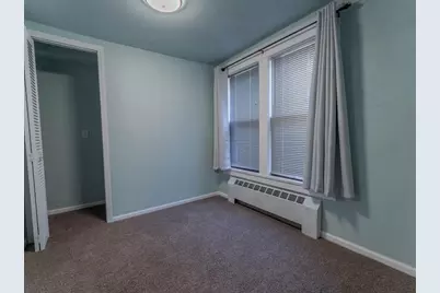 326 W 19th Avenue, Oshkosh, WI 54902 - Photo 12