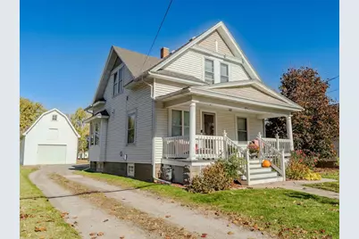 326 W 19th Avenue, Oshkosh, WI 54902 - Photo 4