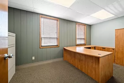 828 Cherry Street, Green Bay, WI 54301 - Photo 10