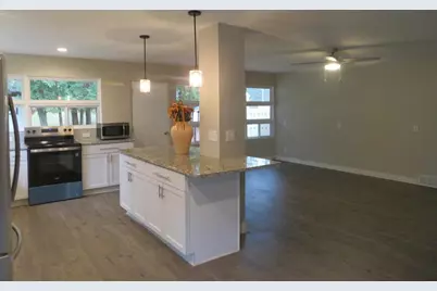 245 Summit Street, Iola, WI 54945 - Photo 8