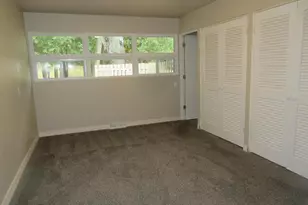 245 Summit St, Iola, WI 54945 - Photo 12