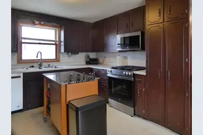 1410 S 7th Street, De Pere, WI 54115 - Photo 10