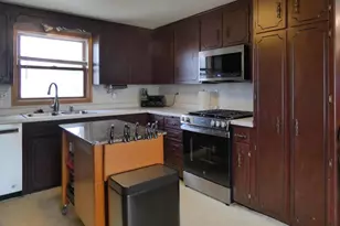 1410 S 7th St, De Pere, WI 54115 - Photo 10