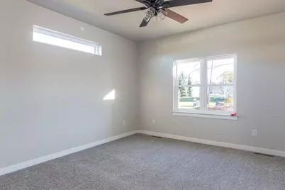 1009 Lotus Trail, Menasha, WI 54952 - Photo 12