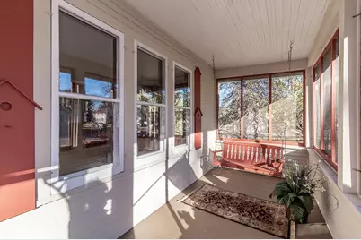 406 W Fulton Street, Waupaca, WI 54981 - Photo 2