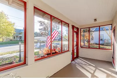 406 W Fulton Street, Waupaca, WI 54981 - Photo 4