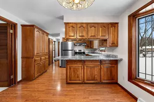 1217 Morris Ave, Green Bay, WI 54304 - Photo 12