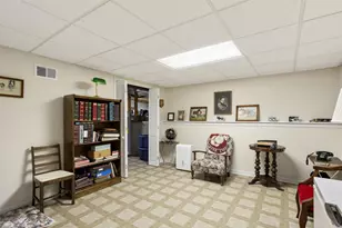 600 Karen Dr, Menasha, WI 54952 - Photo 16