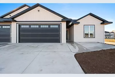 2882 Howard, Howard, WI 54313 - Photo 2