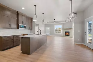 2882 Howard, Howard, WI 54313 - Photo 10