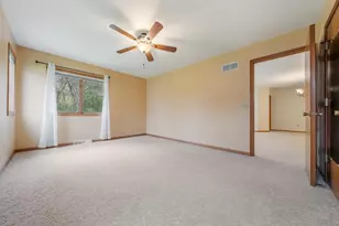 38 Spencer Village Ct, Appleton, WI 54914 - Photo 10