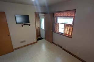 219 Cleveland St, Brillion, WI 54110 - Photo 4