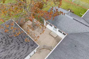 1010 Heyrman St, Green Bay, WI 54302 - Photo 32