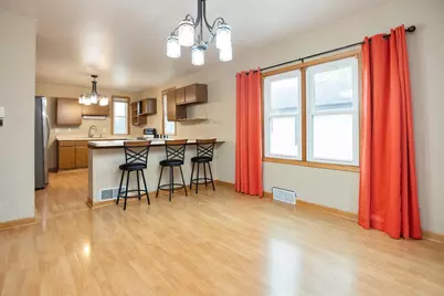 124 S Custer Street, Brillion, WI 54110 - Photo 2