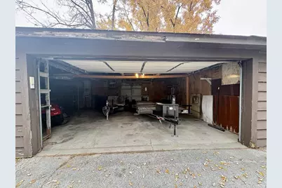 521 Clinton Street, Green Bay, WI 54303 - Photo 8