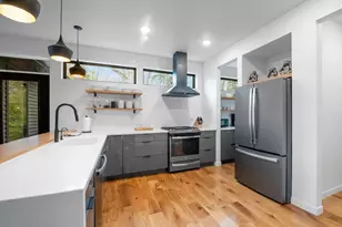 624 E Circle Ridge Pl, Sturgeon Bay, WI 54235 - Photo 10