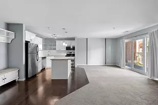 118 S Washington Street, Green Bay, WI 54301 - Photo 4