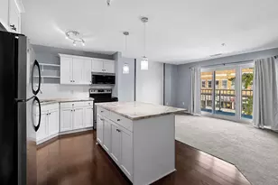 118 S Washington Street, Green Bay, WI 54301 - Photo 4