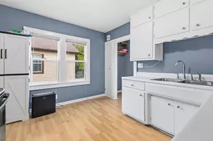 316 12th Ave, Green Bay, WI 54303 - Photo 8