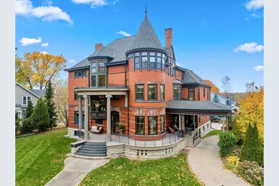 902 S Madison Street, Green Bay, WI 54301 - Photo 4