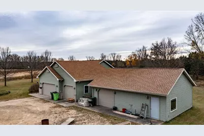 E8835 Huntley Road, New London, WI 54961 - Photo 32