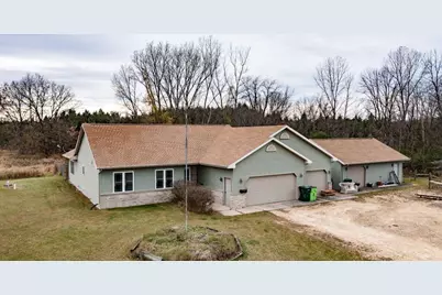 E8835 Huntley Road, New London, WI 54961 - Photo 1