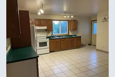 N15033 Dutton Avenue, Amberg, WI 54102 - Photo 6