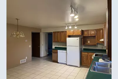 N15033 Dutton Avenue, Amberg, WI 54102 - Photo 4