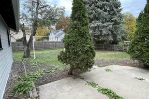 532 Boyd St, Oshkosh, WI 54901 - Photo 10