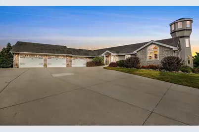 7207 Fairview Road, Denmark, WI 54208 - Photo 2