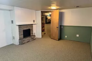 2102 Mary Ave, New Holstein, WI 53061 - Photo 18