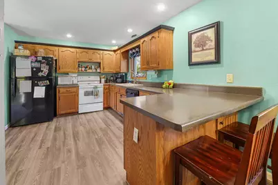 2102 Mary Avenue, New Holstein, WI 53061 - Photo 4